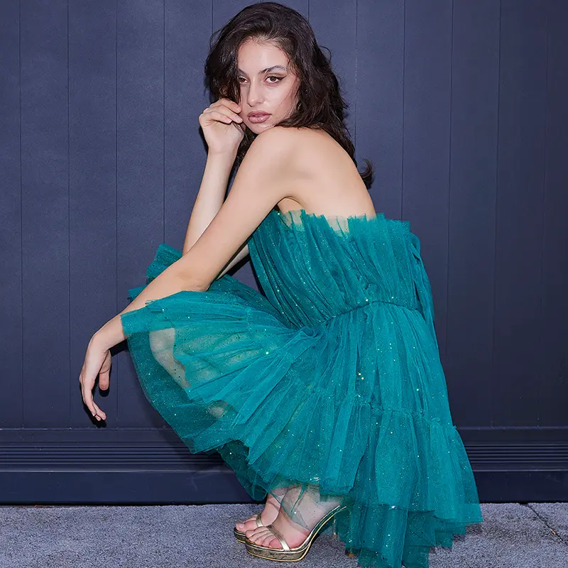 From the Catwalk to the Wardrobe: How to Integrate High Fashion Skirts into Daily Wear